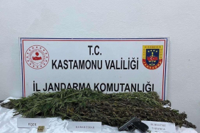 Kastamonu haber: Kastamonu'da 4 kilo 65 gram esrarla yakalanan baba oğul gözaltına alındı