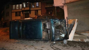 Kastamonu’da kontrolden çıkan otomobil takla attı: 2 kişi yaralandı