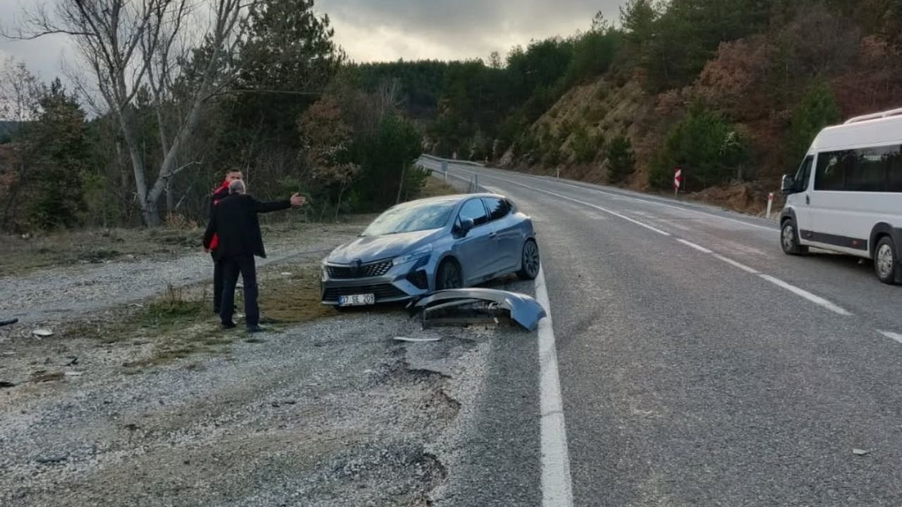 Feci kaza! Araçta sıkışarak hayatını kaybetti!