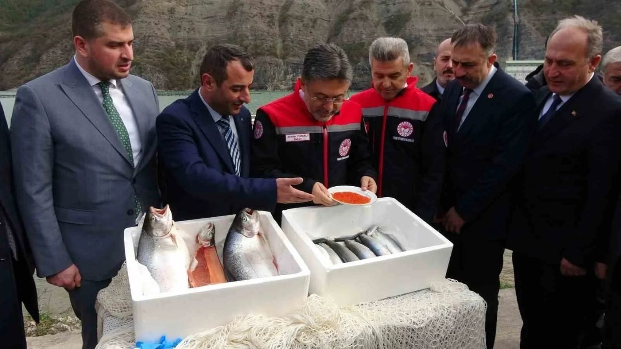 Bakan Yumaklı Türk somonu ihracat bilgilerini açıkladı