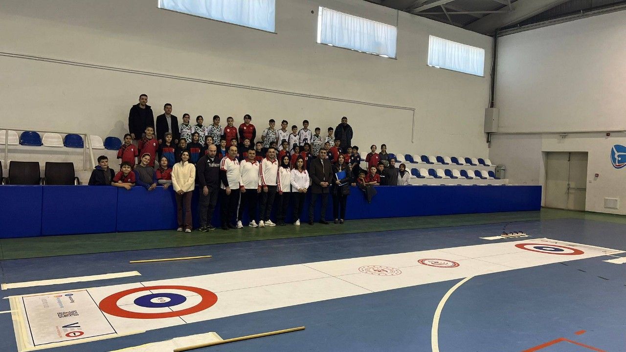 Araç’ta farklı bir heyecan: ‘Floor Curling’
