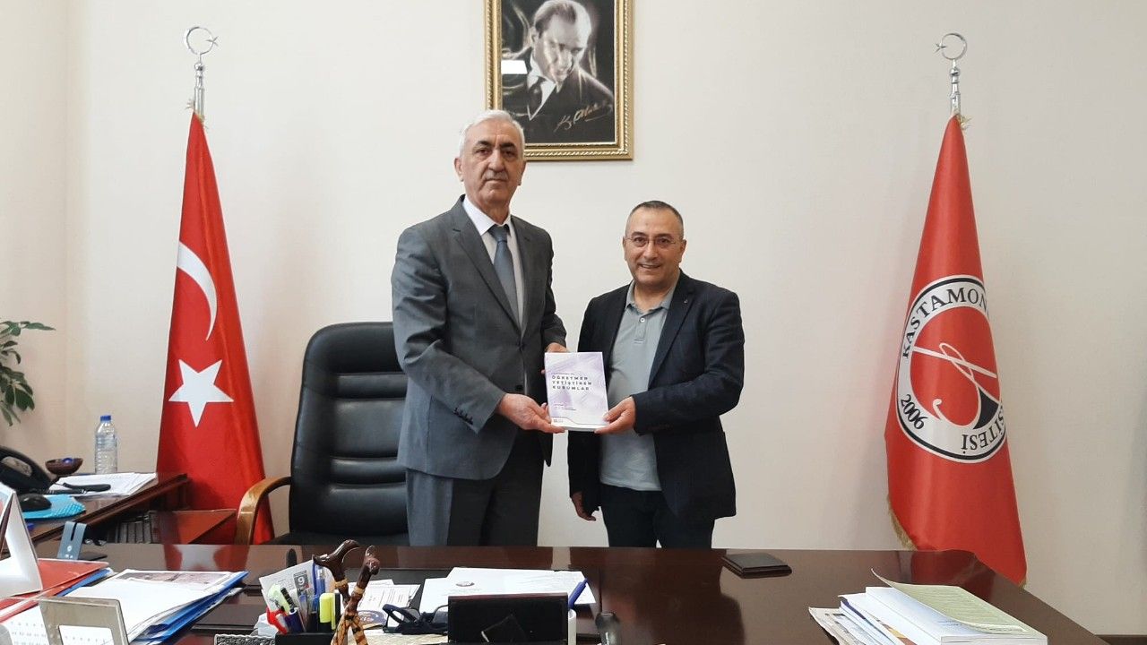 Eğitim Tarihi alanına yeni kaynak