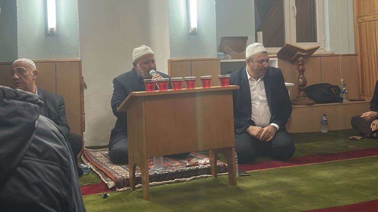 Kandil programı ve asker kınası bir arada!