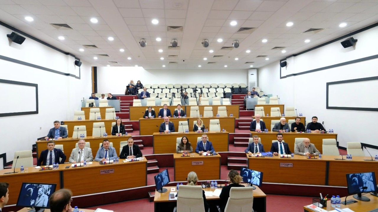 Sarı otobüslerin faturası açıklandı