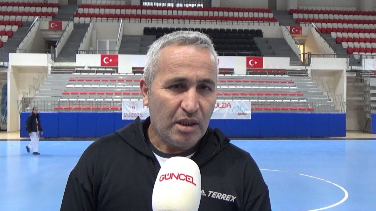 Taekwondoda madalyalar sahiplerini buldu: Sıra bölge şampiyonasında