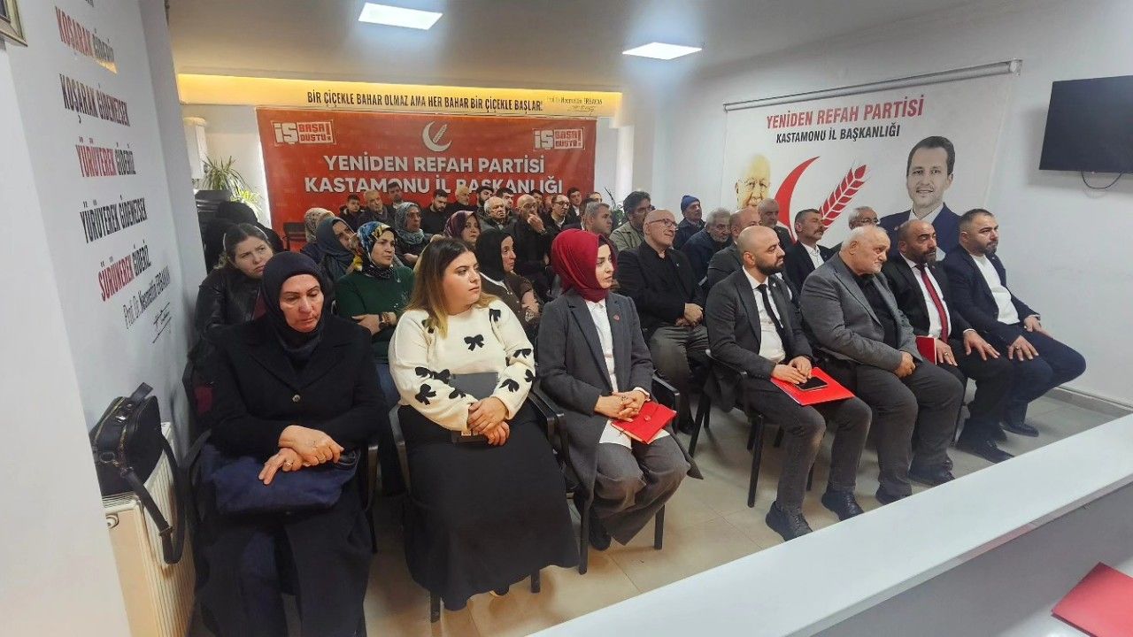 Yeniden Refahta İl Divan Toplantısı yapıldı